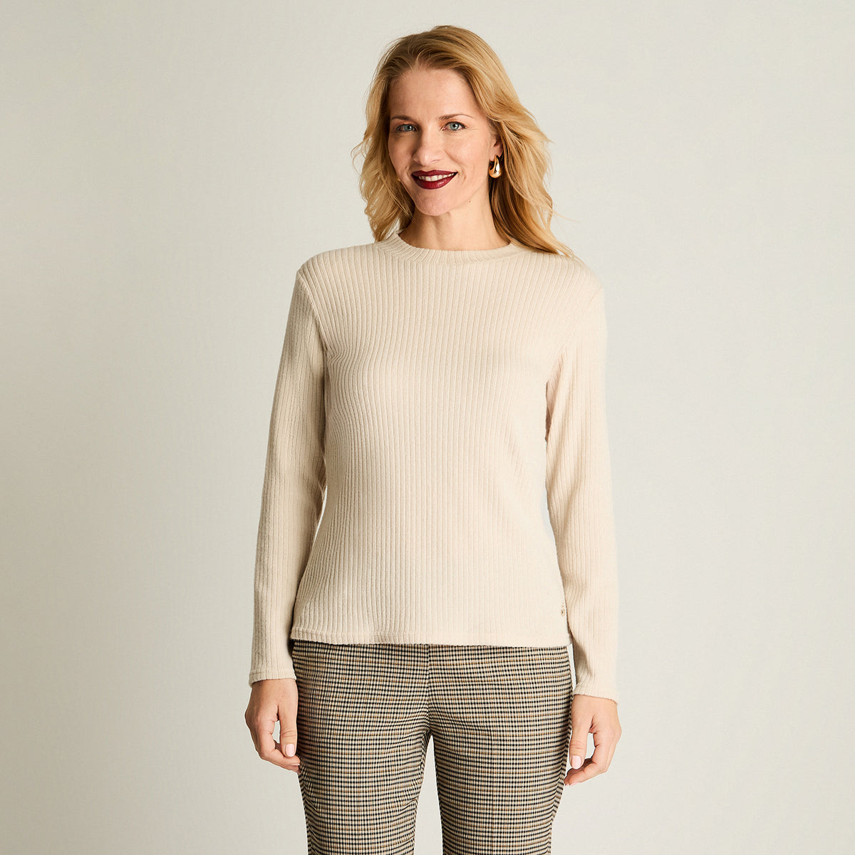 Polera Mujer Lisa Básica Beige