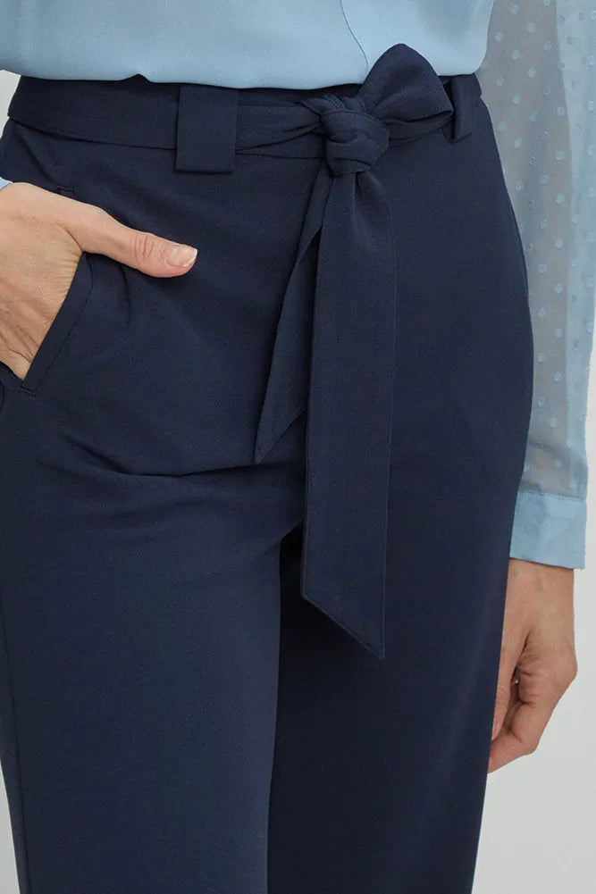pantalon-mujer-con-lazo-azul-marino