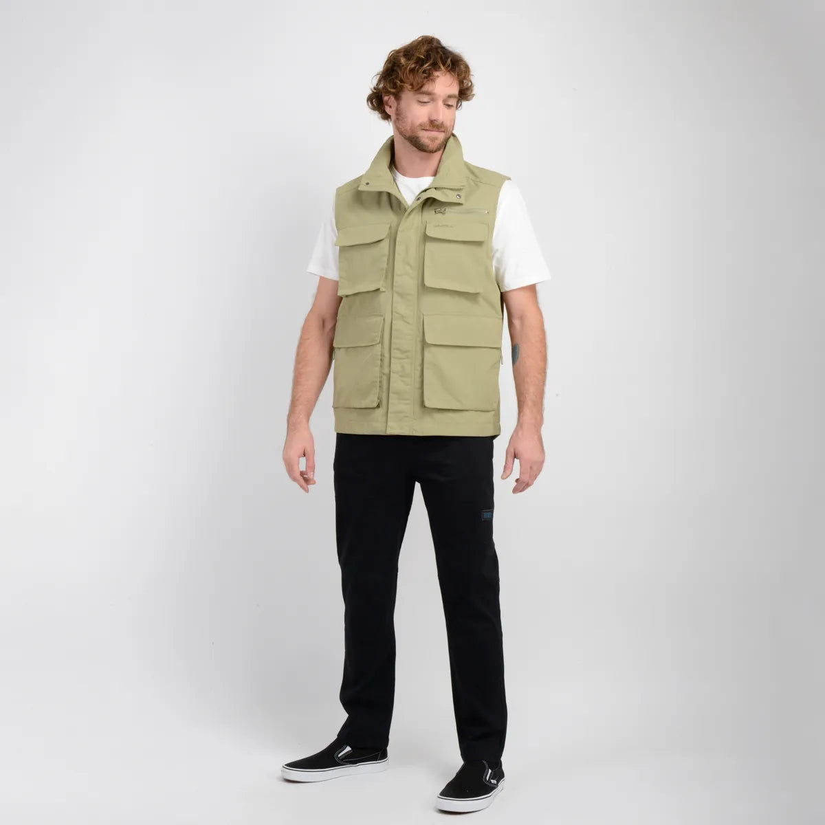 Cortaviento Hombre TRVLR Caspar Verde Claro