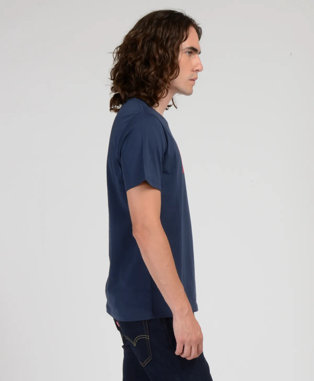 polera-hombre-lisa-con-logo-azul