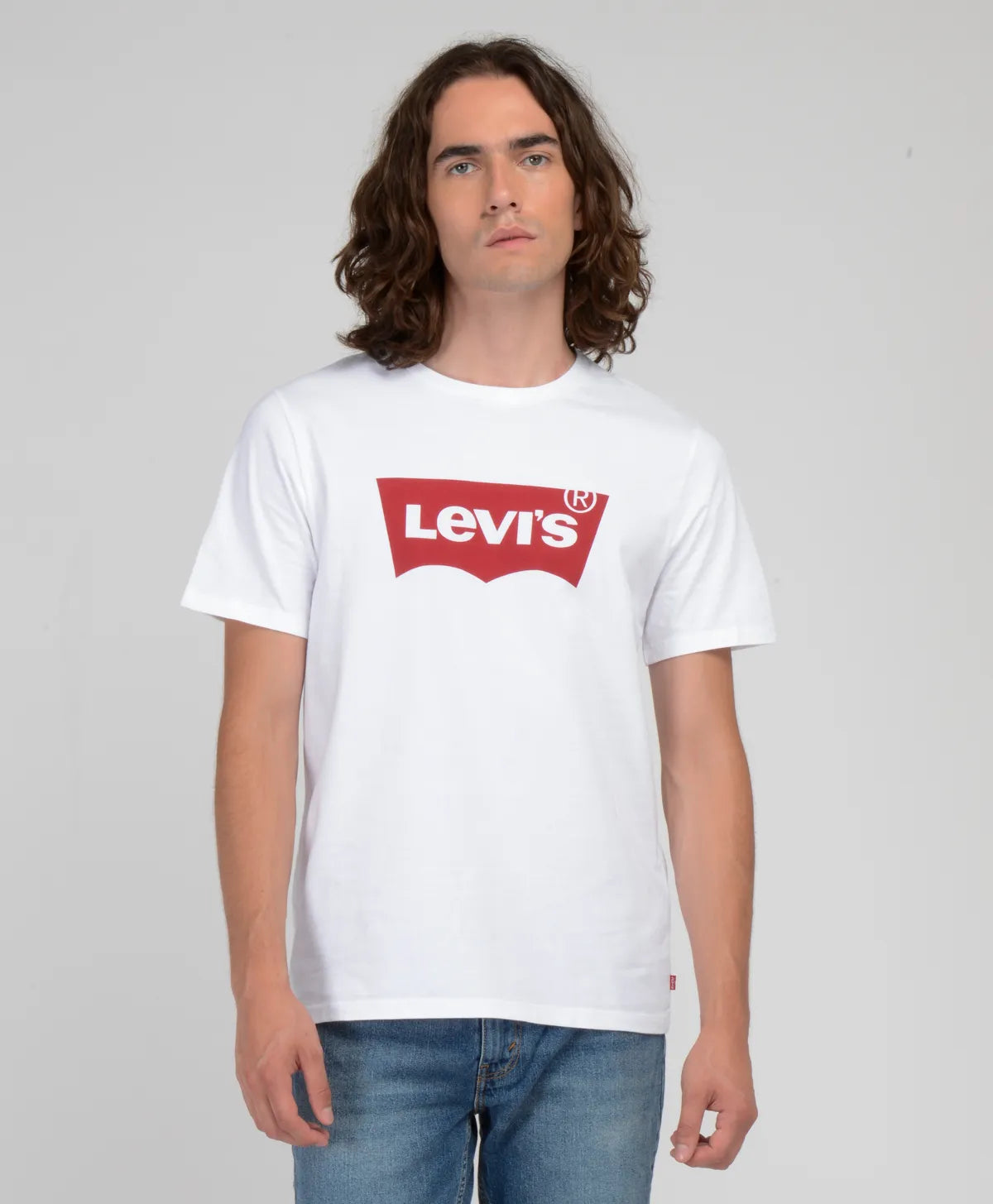 polera-hombre-lisa-con-logo-blanca