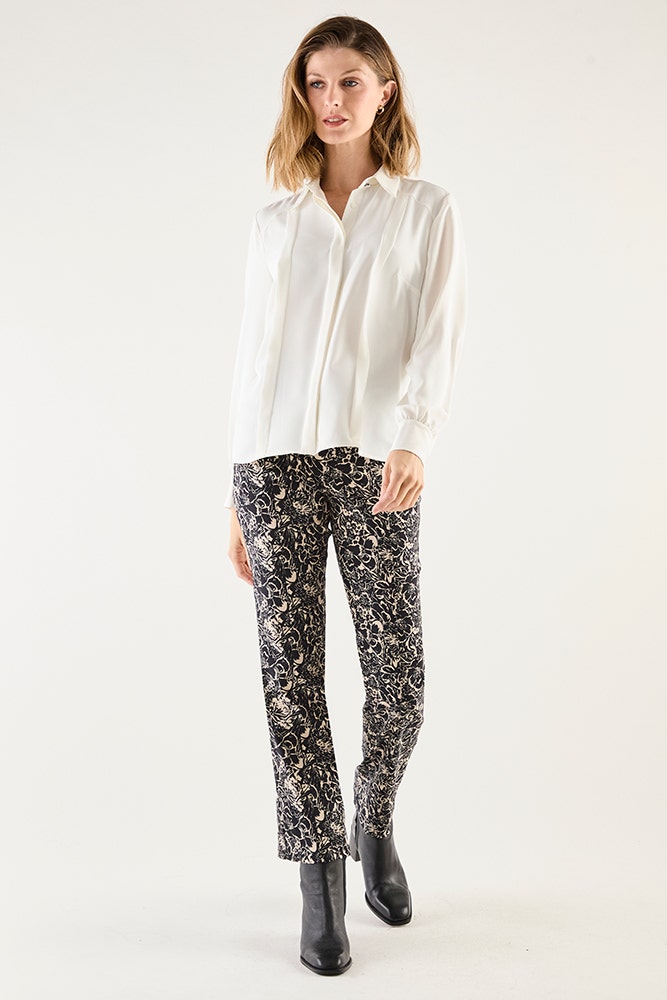 Blusa Camisera con Plizados Verticales en Costados