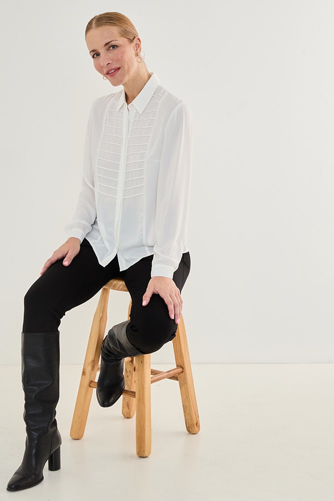 Blusa Camisera con Plizados Verticales en Costados