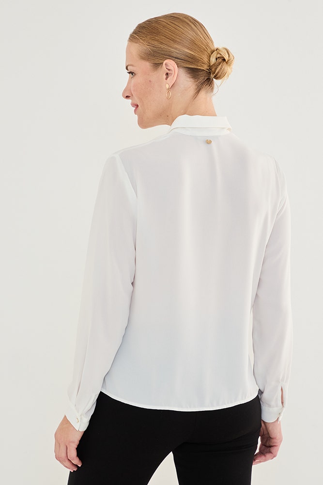 Blusa Camisera con Plizados Verticales en Costados