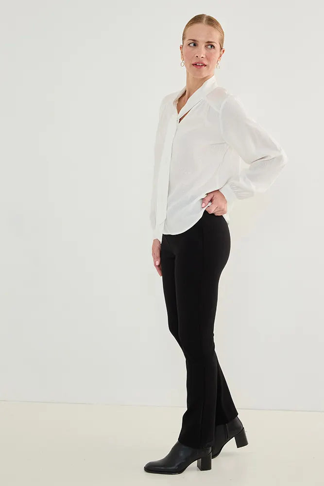 blusa-mujer-con-lazo-blanca
