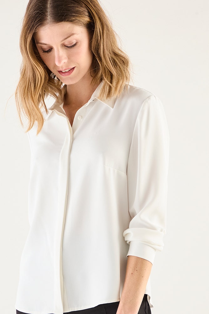 Blusa Mujer Camisera Calce Clásico Crudo