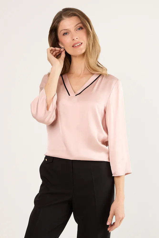 blusa-mujer-satinada-con-vivo-contratono-rosado