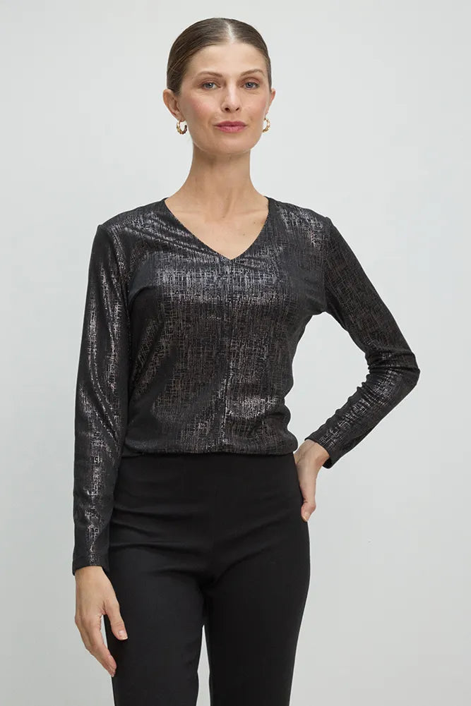 polera-mujer-estampado-brillante-negro-