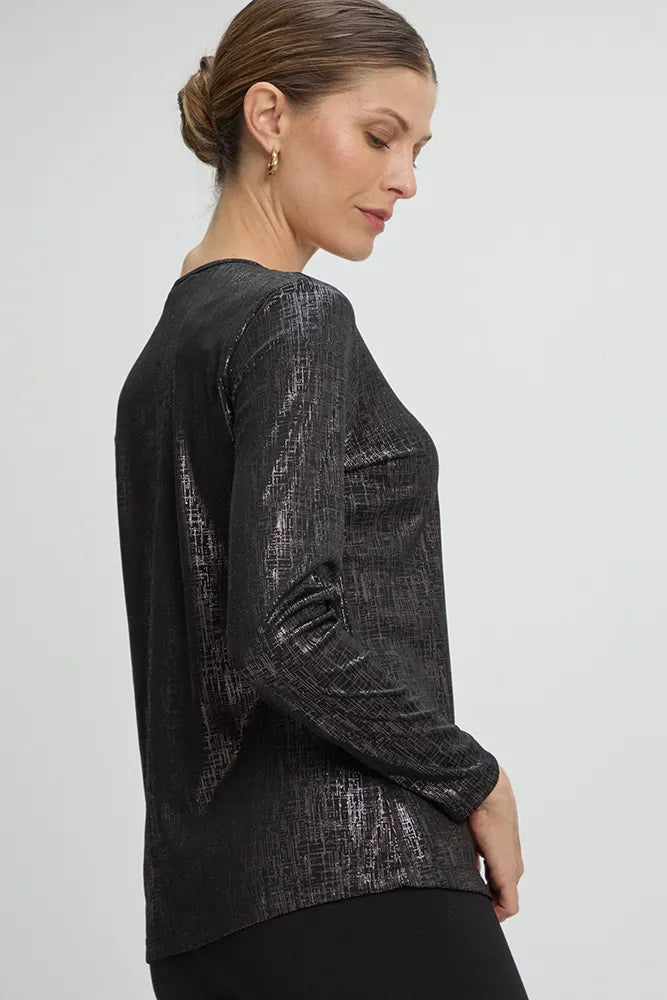 polera-mujer-estampado-brillante-negro-