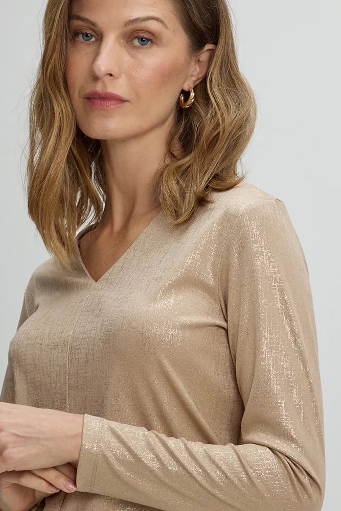 Polera Mujer estampado brillante Beige