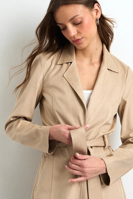 tapado-mujer-suede-coated-con-cinturon-beige