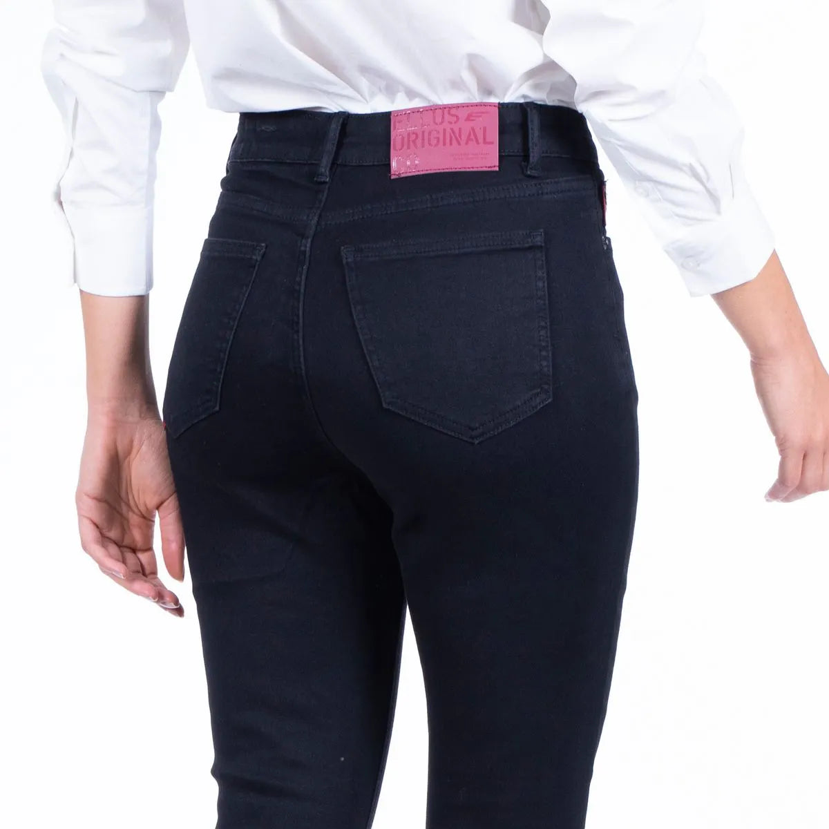 jeans-mujer-jess-tiro-alto-black