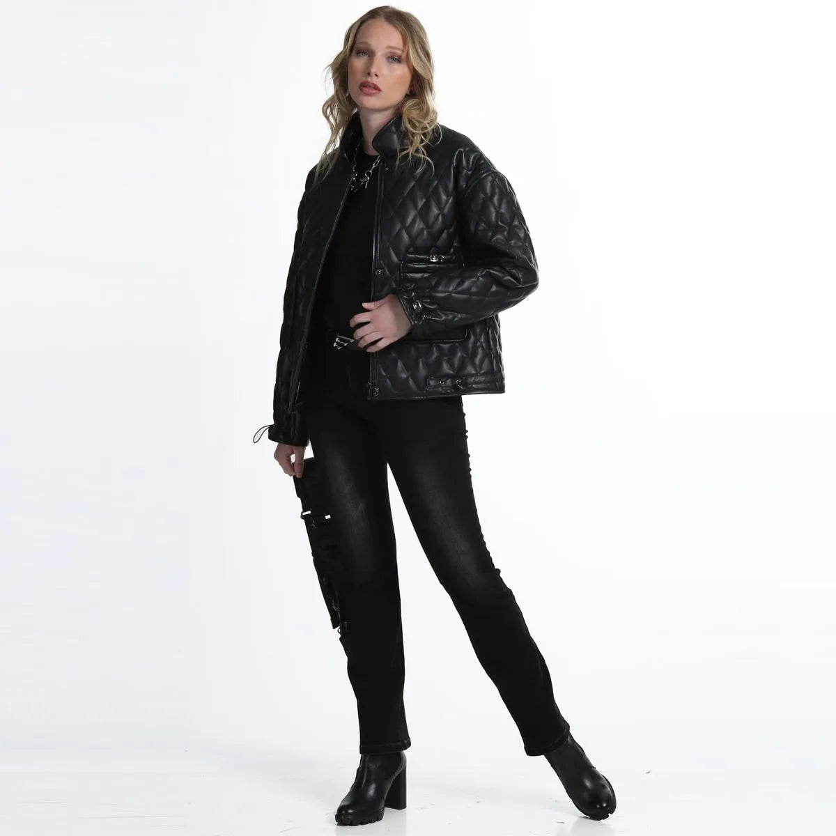 parka-mujer-pu-quilt-negra
