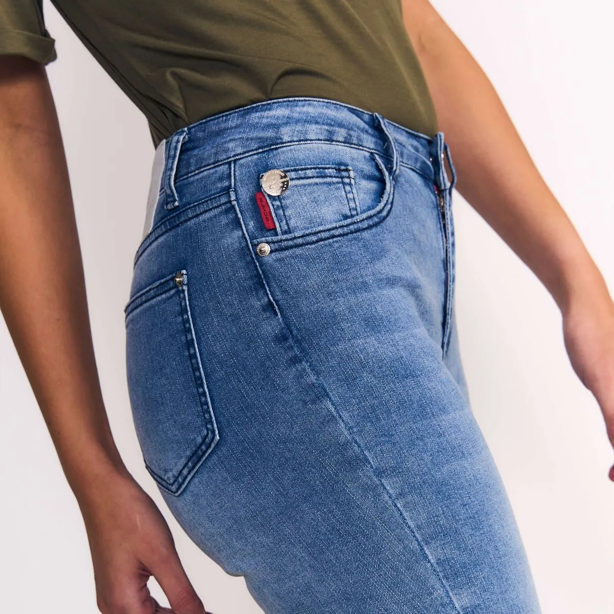 jeans-mujer-polly-tiro-ultra-alto-light-blue