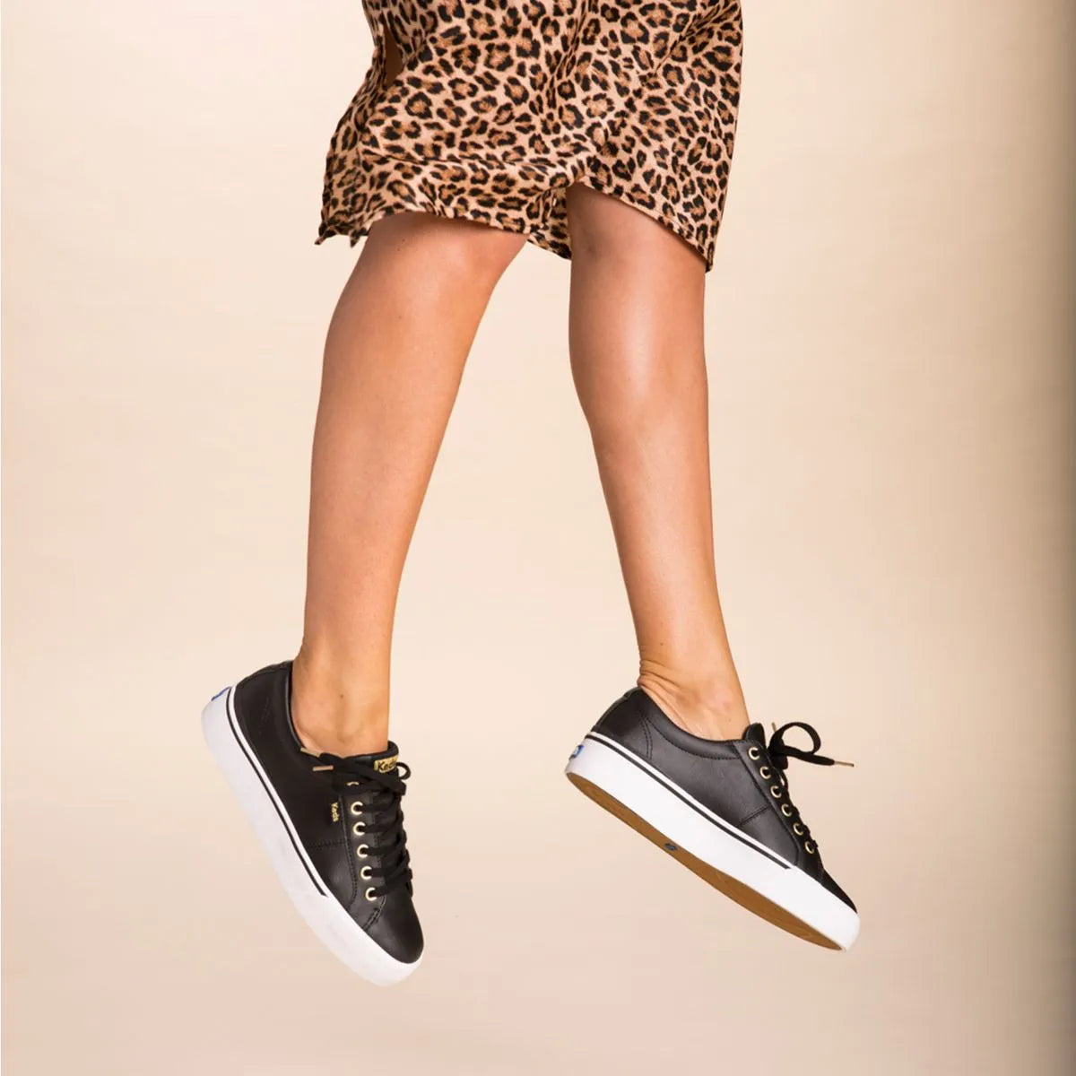 Zapatilla Mujer Cuero Jump Kick Duo Negra