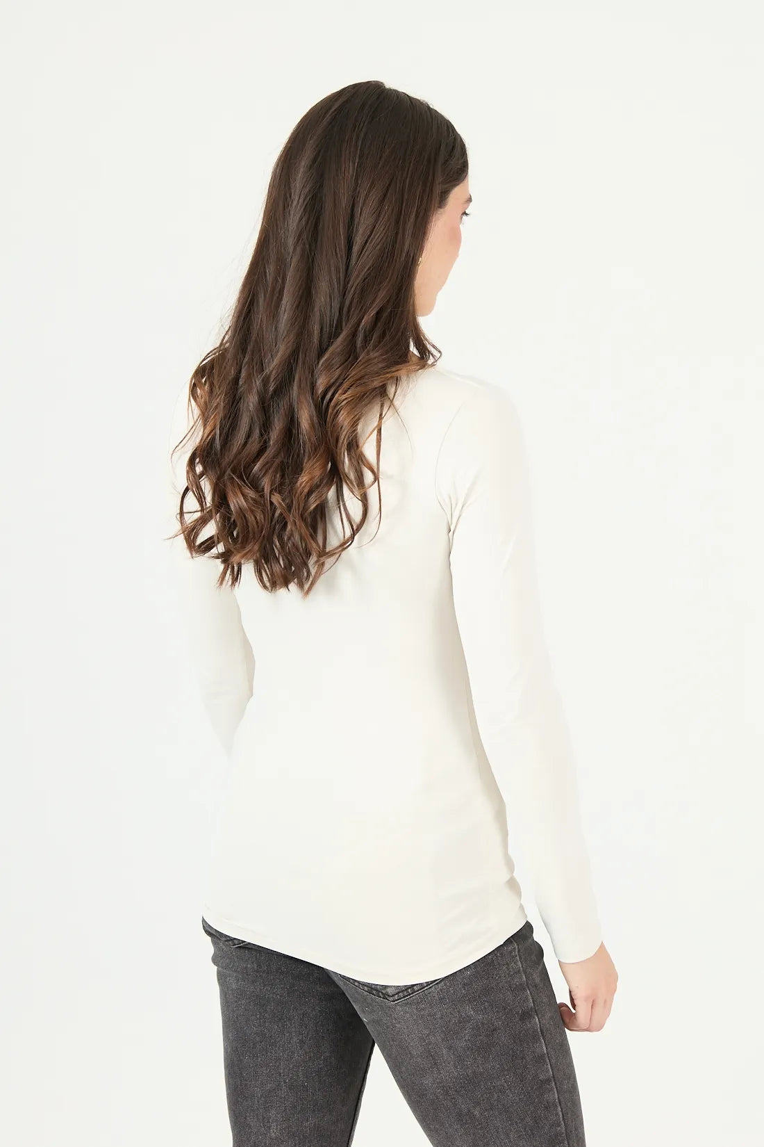 polera-mujer-cuello-v-beige-