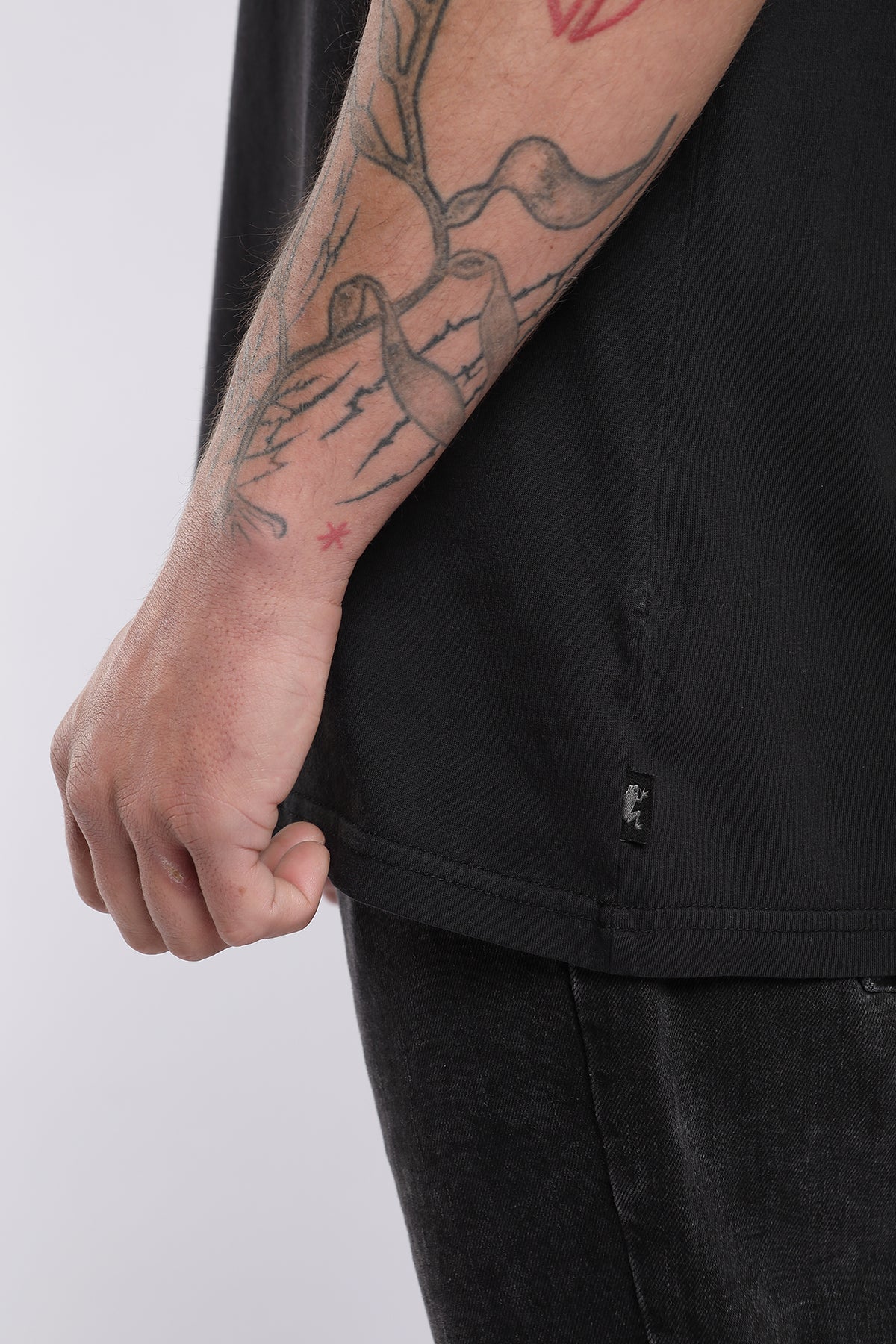 Polera Hombre Surfers Negro