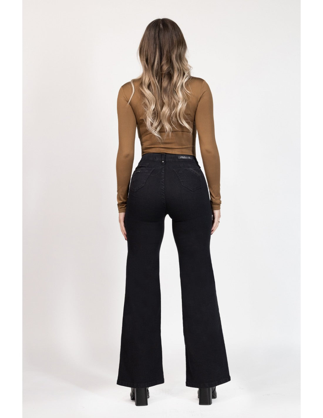 jeans-mujer-flare-3950-negro