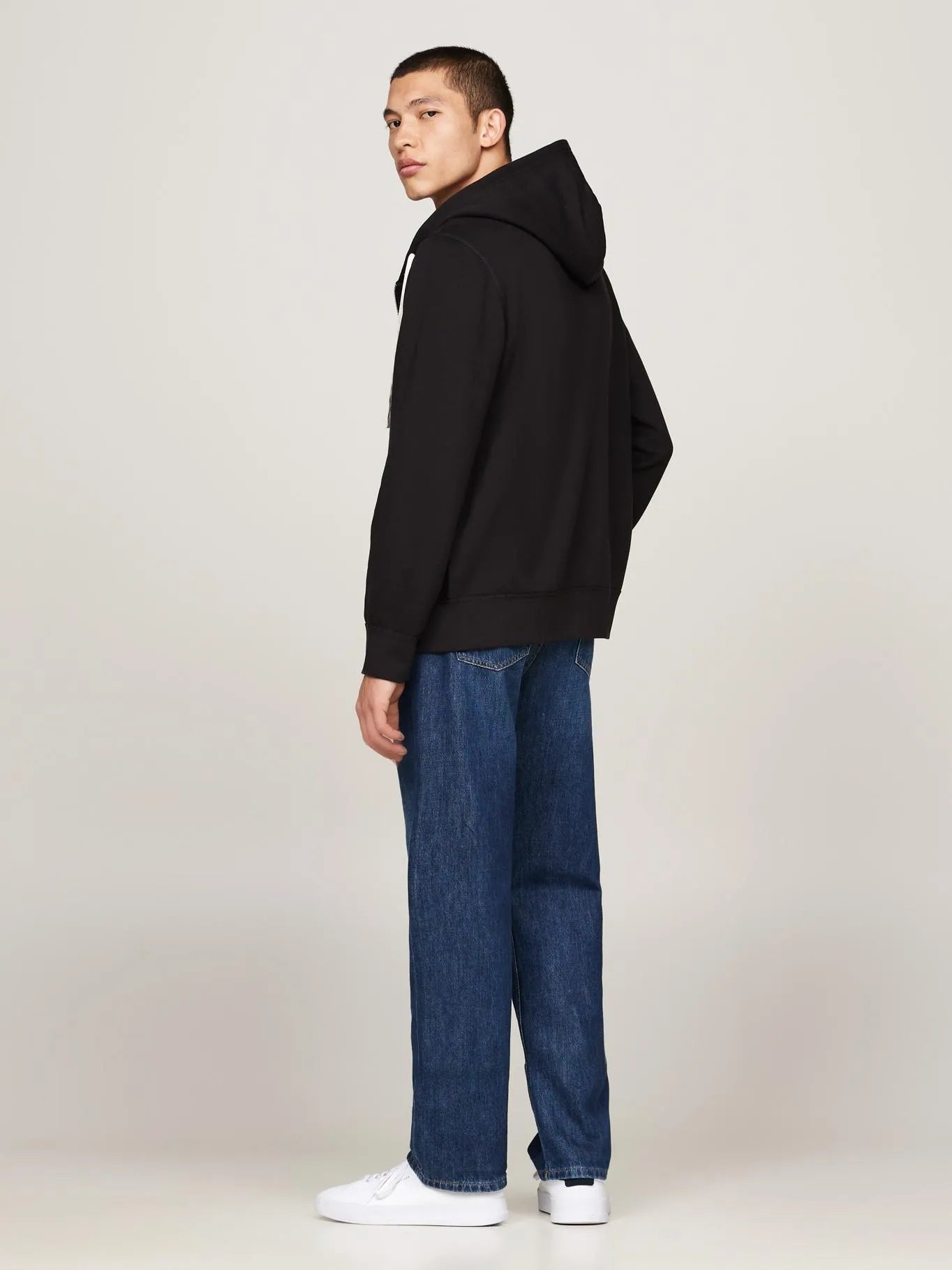Polerón Hombre Hoodie Essential Con Cierre Black