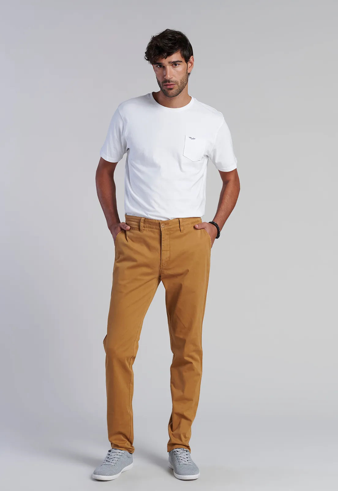 pantalón-hombre-twill-slim-/33-camel-one