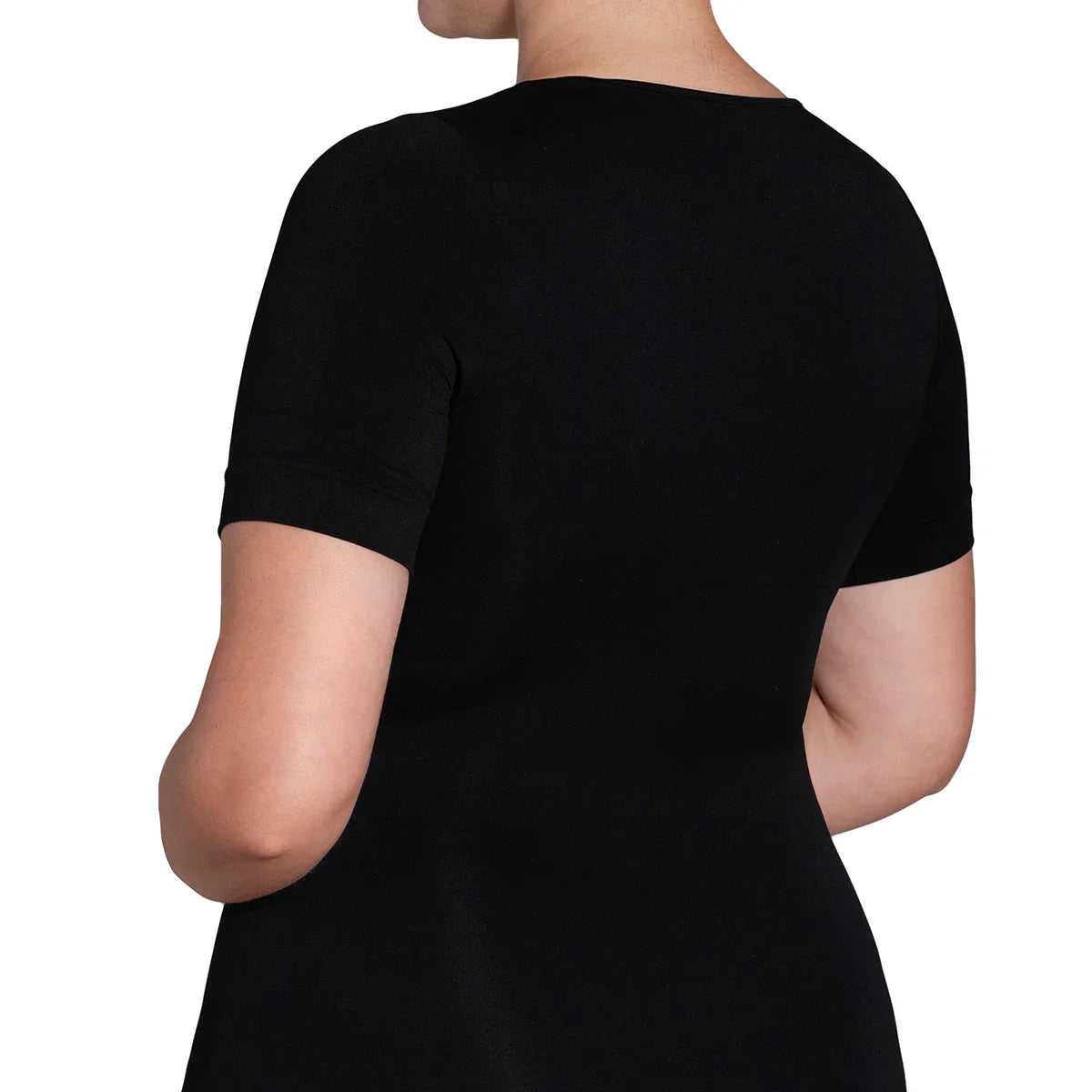 Polera Mujer Esencial Manga Corta Negro