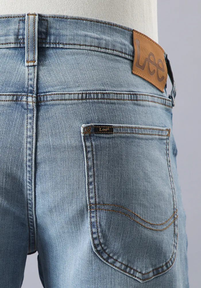 jeans-hombre-luke-slim-tapered-fit-light-blue