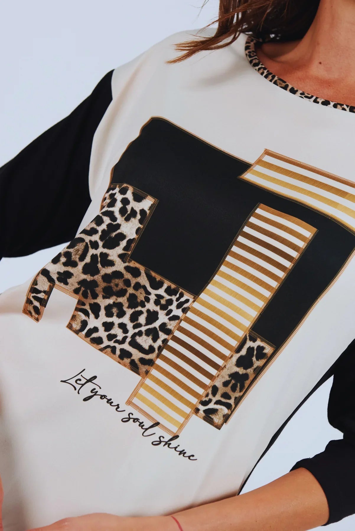 polera-mujer-esmirna-negro