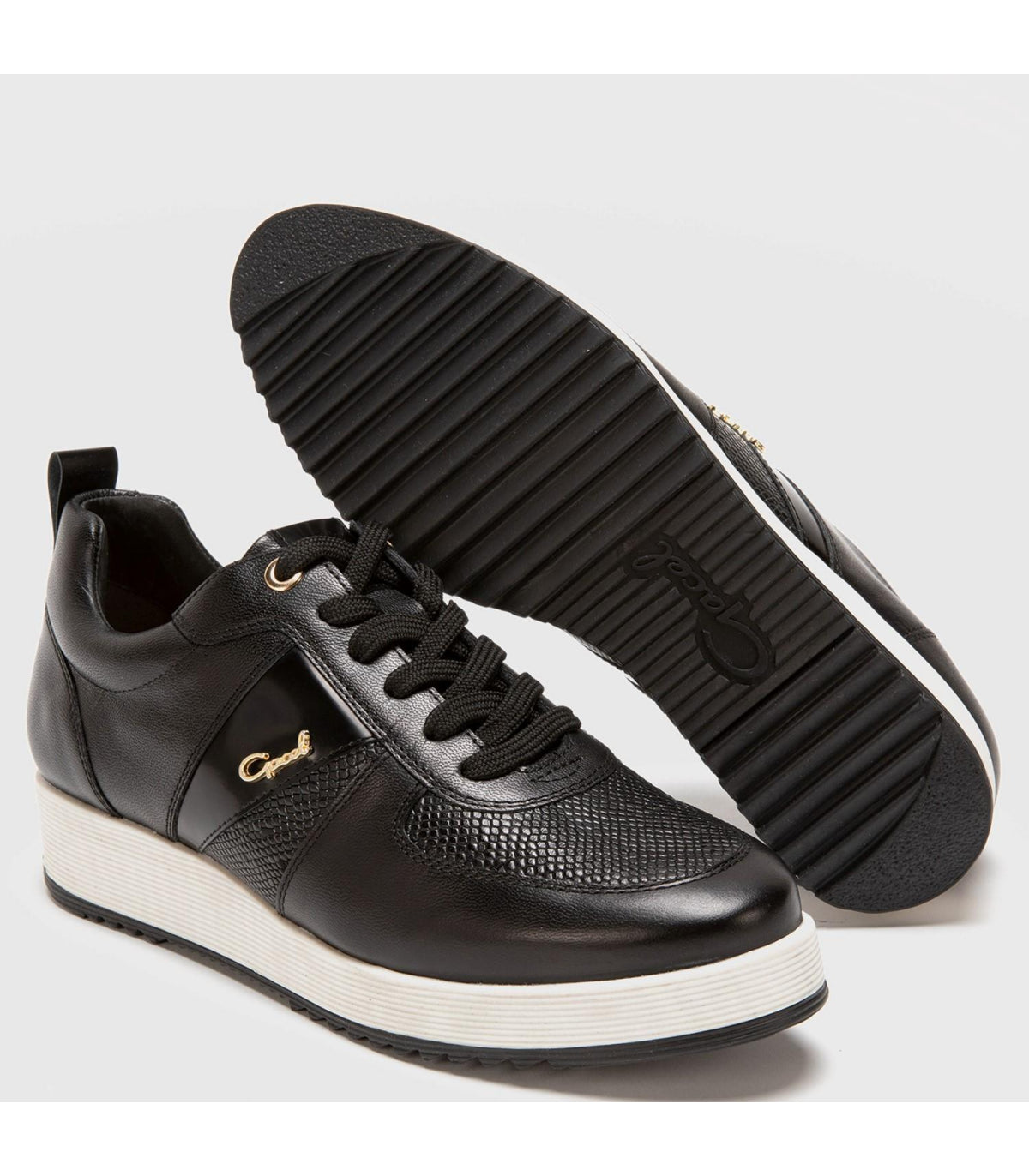 Zapatilla Aria Negro