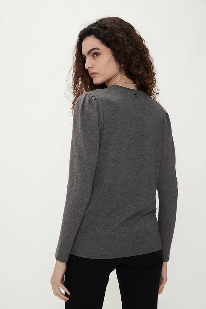 Polera Manga Larga Estampada Gris