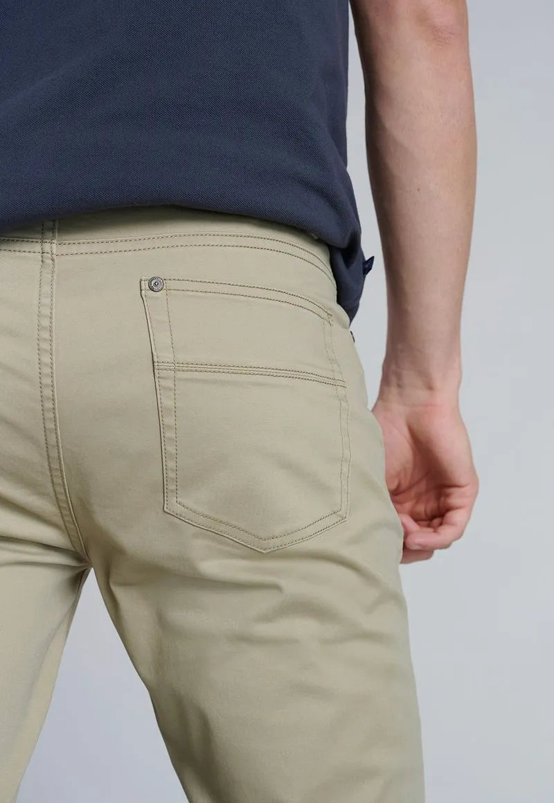 Pantalón Hombre Five Pocket Khaki