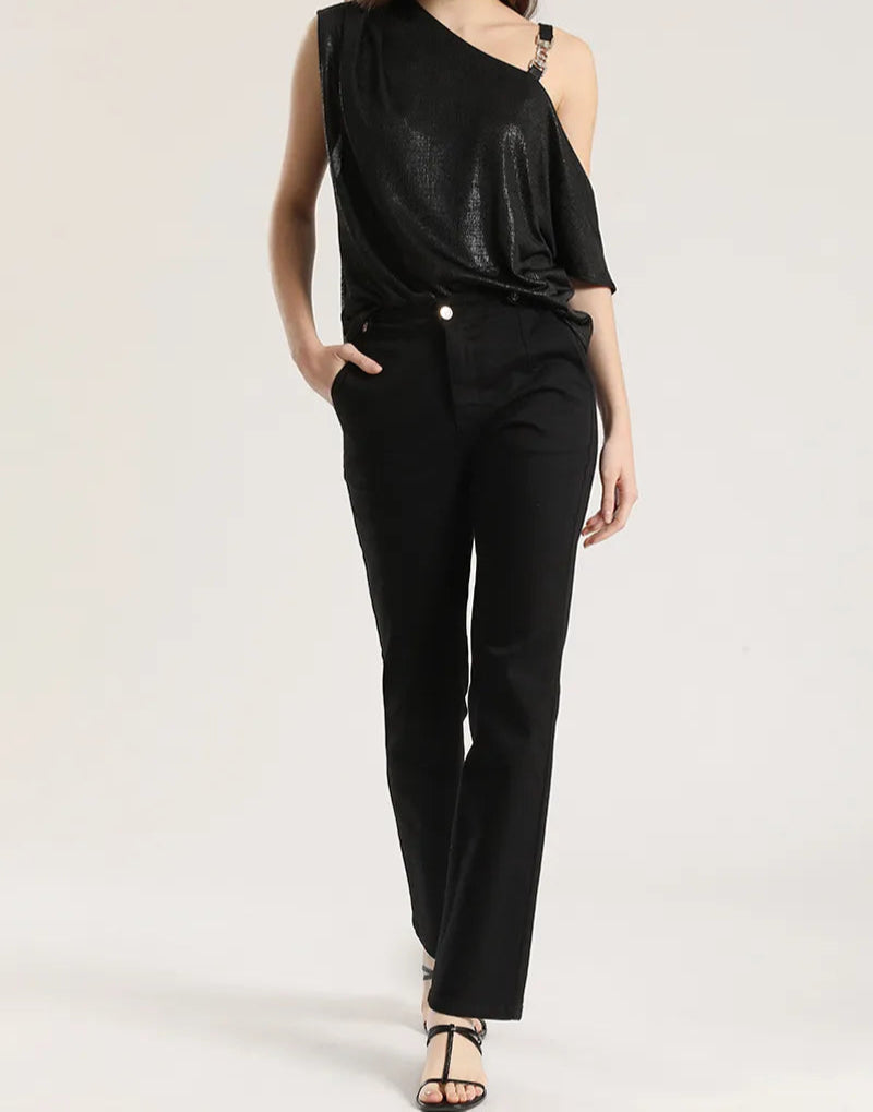 jeans-mujer-color-slim-tiro-medio-trabas-negro