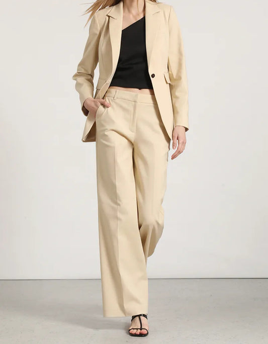 blazer-mujer-entallado-clasico-beige