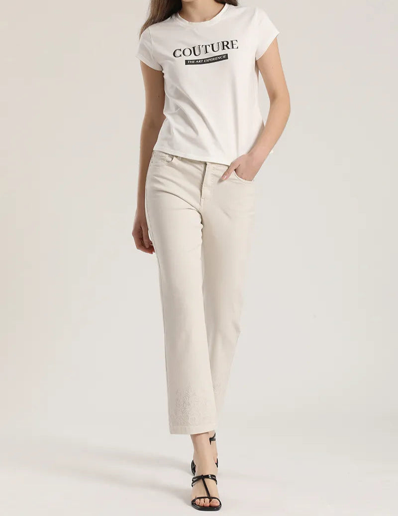 jeans-mujer-color-slim-tiro-medio-bordado-masilla
