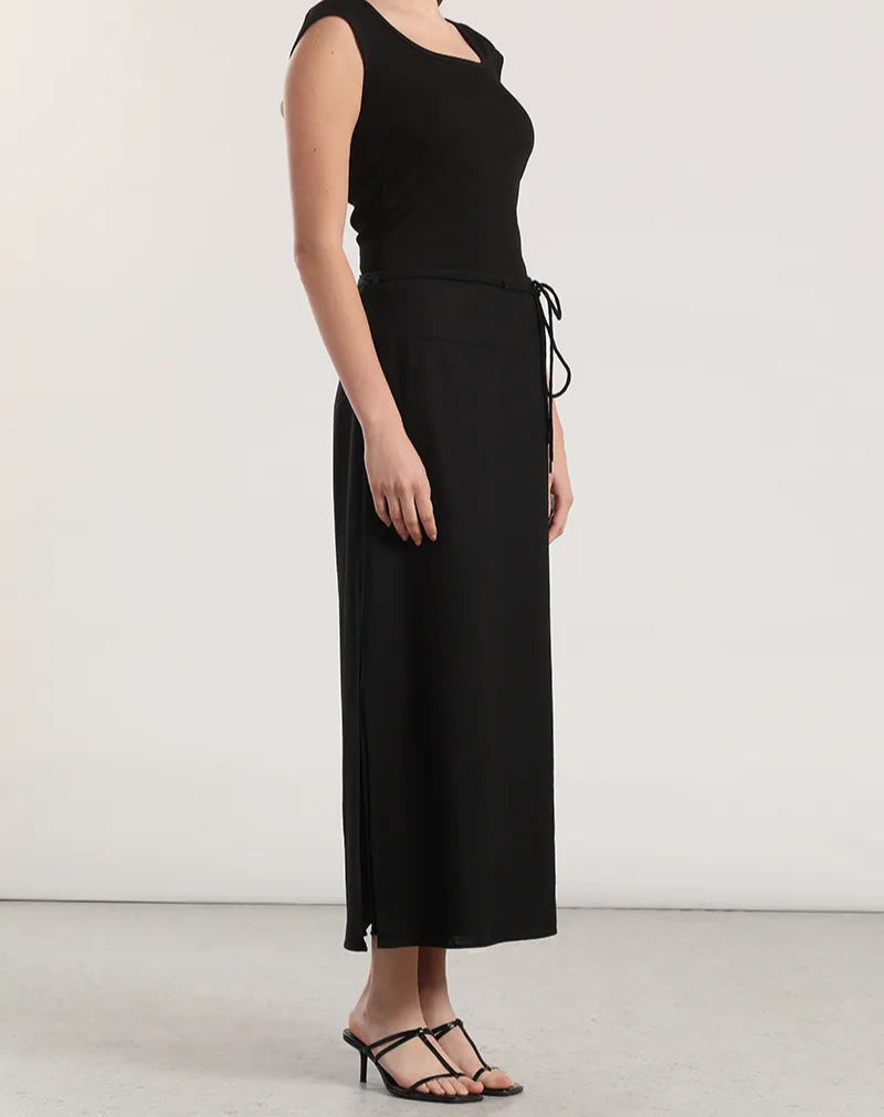 Polera Mujer Escotada Algodon Ribb Basica Negro