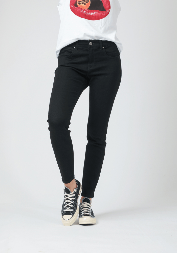 jeans-mujer-skinny-fit-black