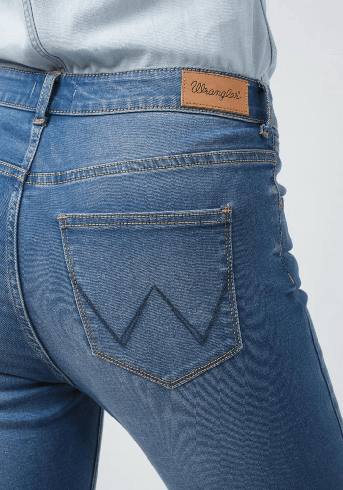 jeans-mujer-tiro-alto-skinny-high-fit-epic-soft-light-breeze