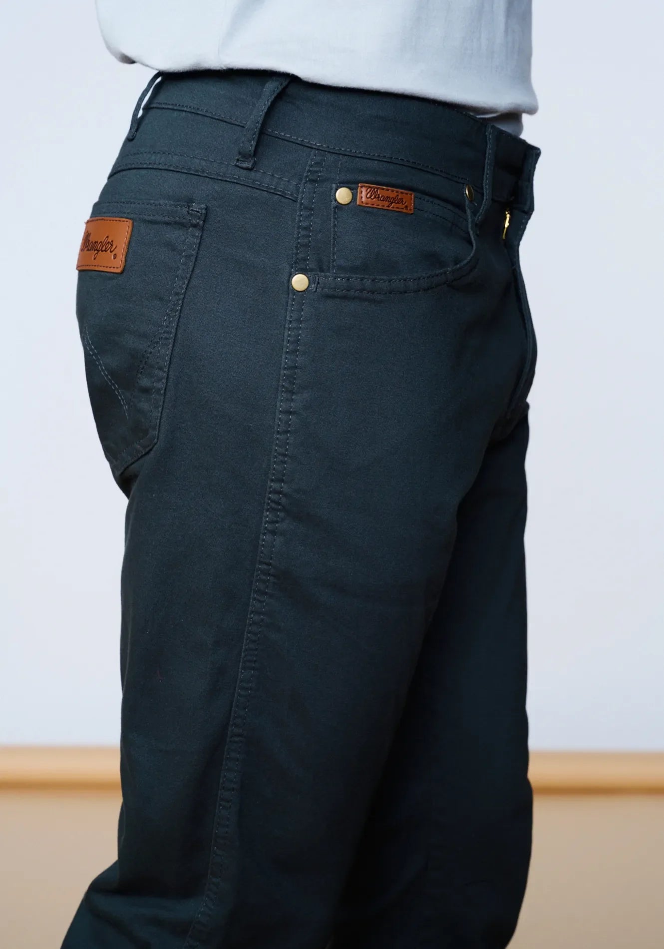 pantalón-hombre-tiro-alto-texas-twill-color-grey