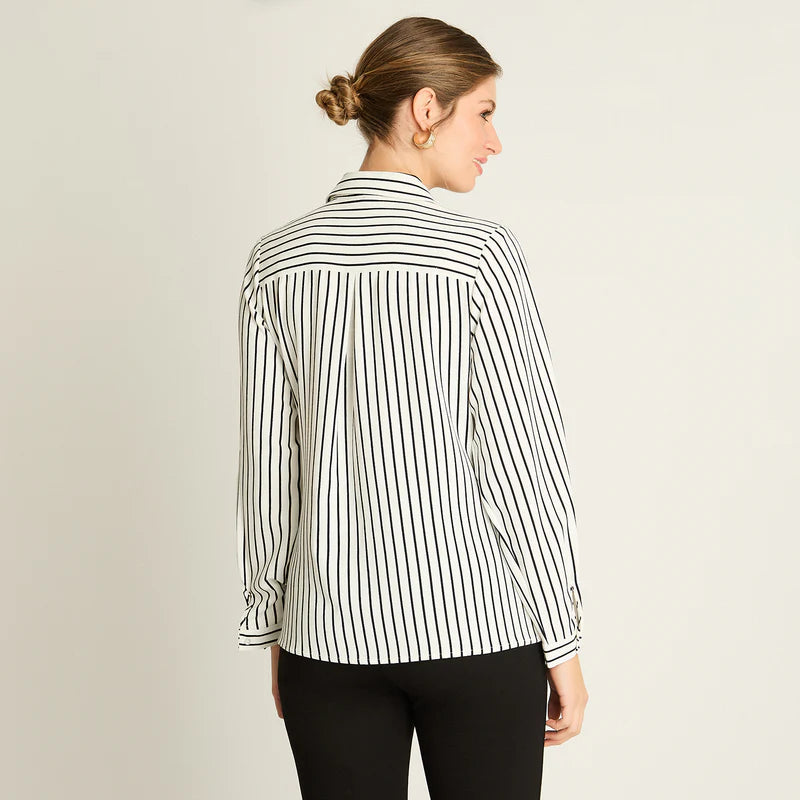 Blusa Mujer Blanca con Rayas Finas