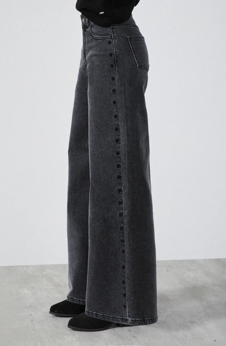 pantalón-mujer-estrellas-bordadas-gris