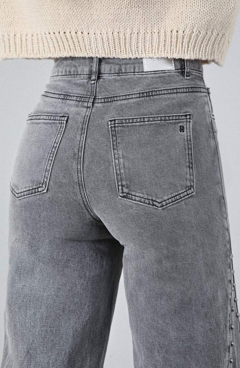 Pantalón Mujer Tachas Corte Lateral Gray