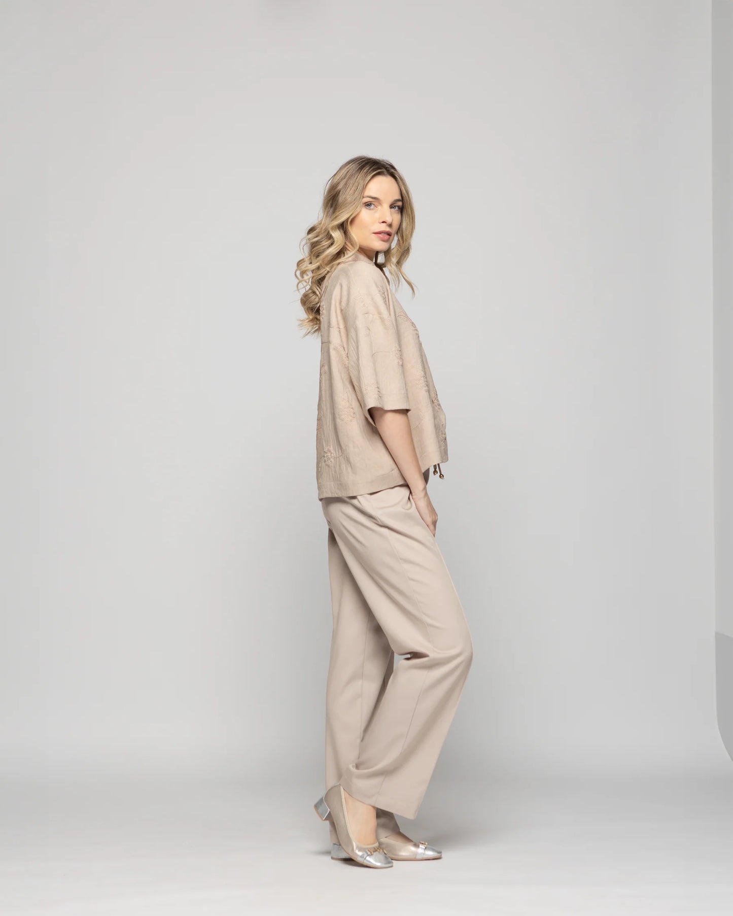 Pantalón Mujer Torenia Viscosa Recto Arena Ludovica