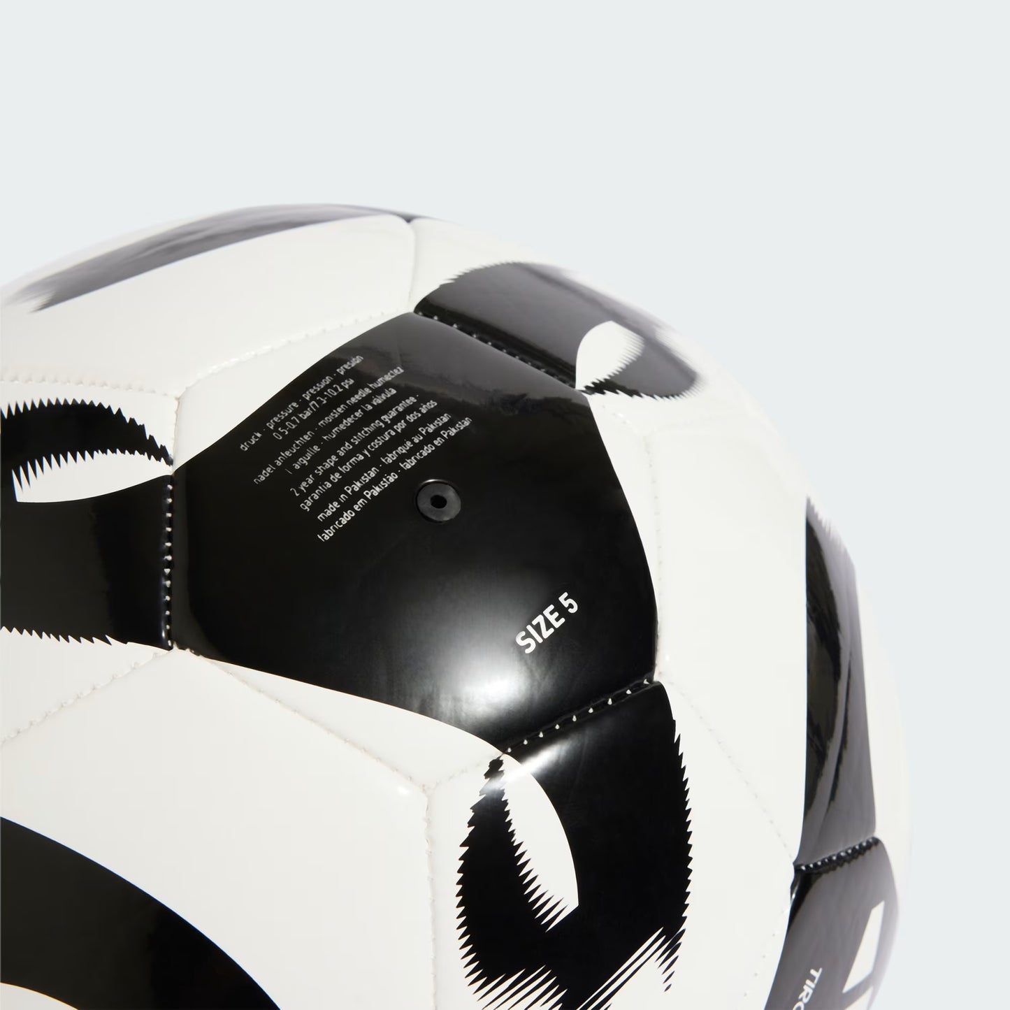 Pelota Tiro Club White / Black