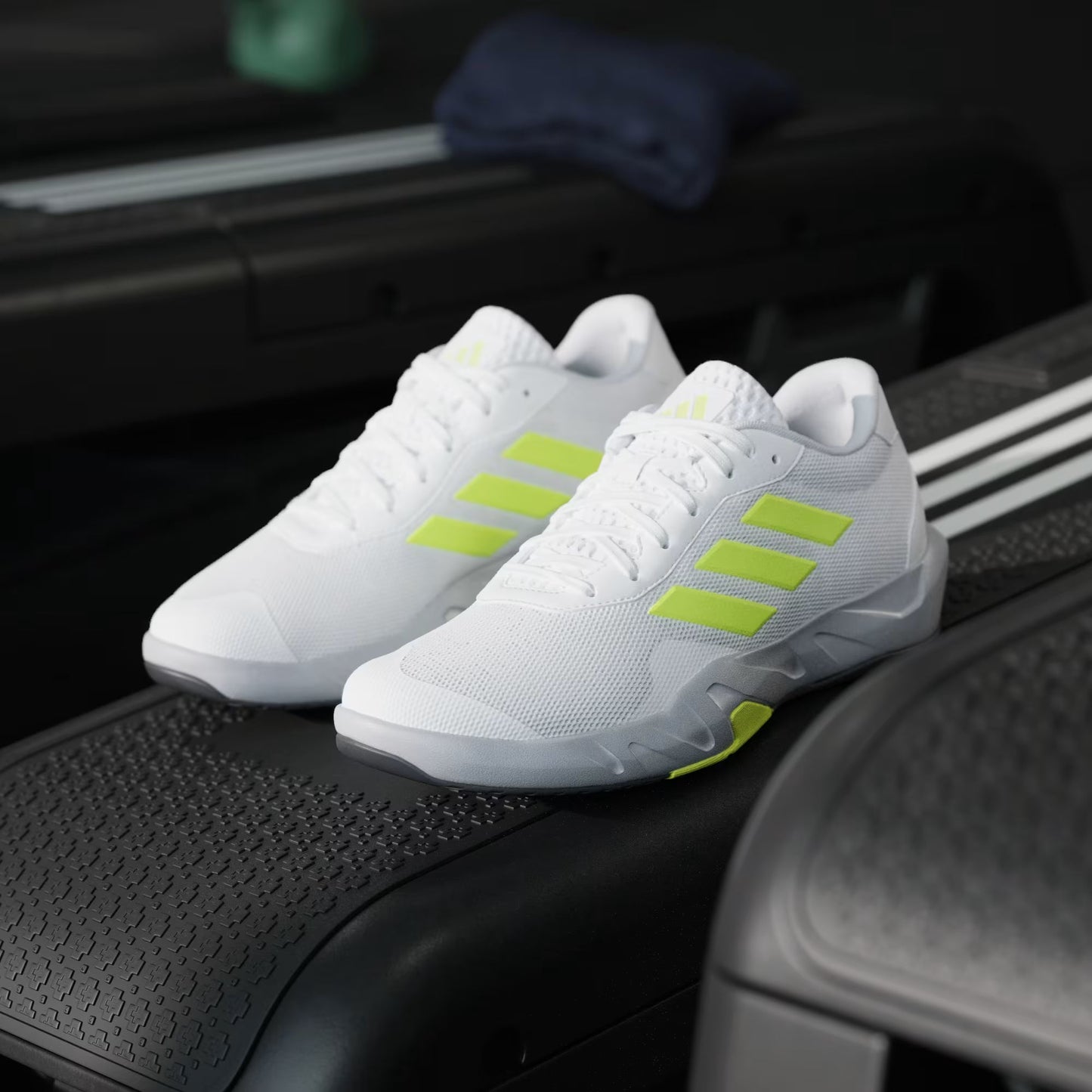 zapatillas-hombre-training-amplimove-lucid-lemon