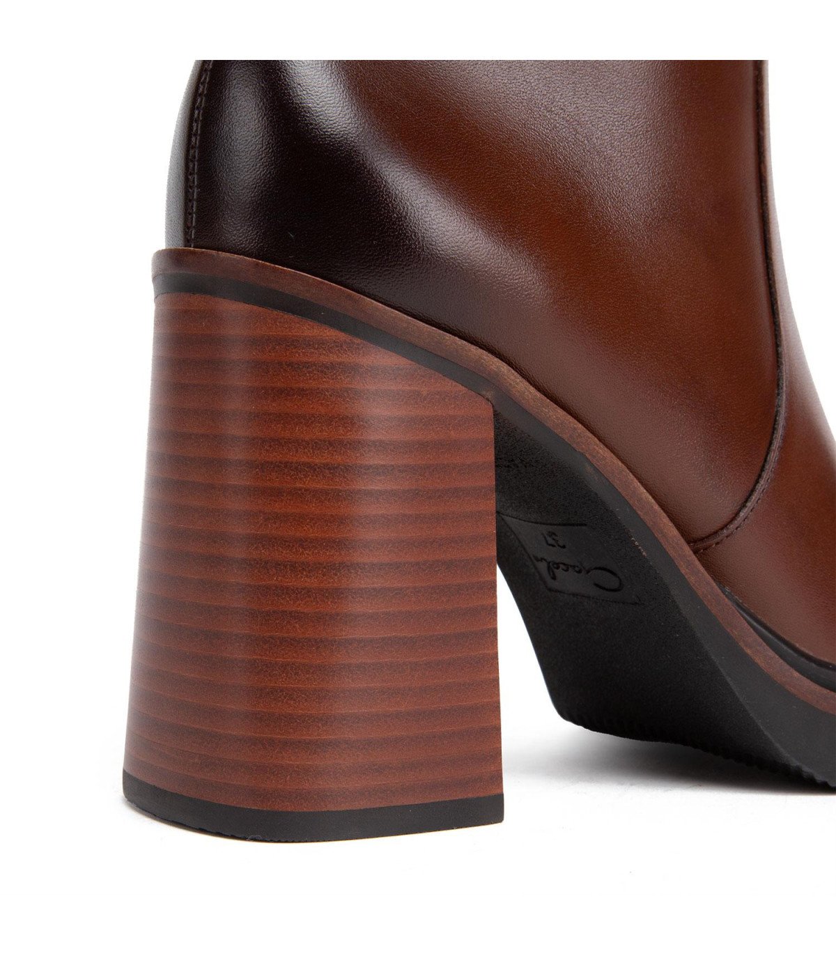 bota-mujer-eleonora-cafe