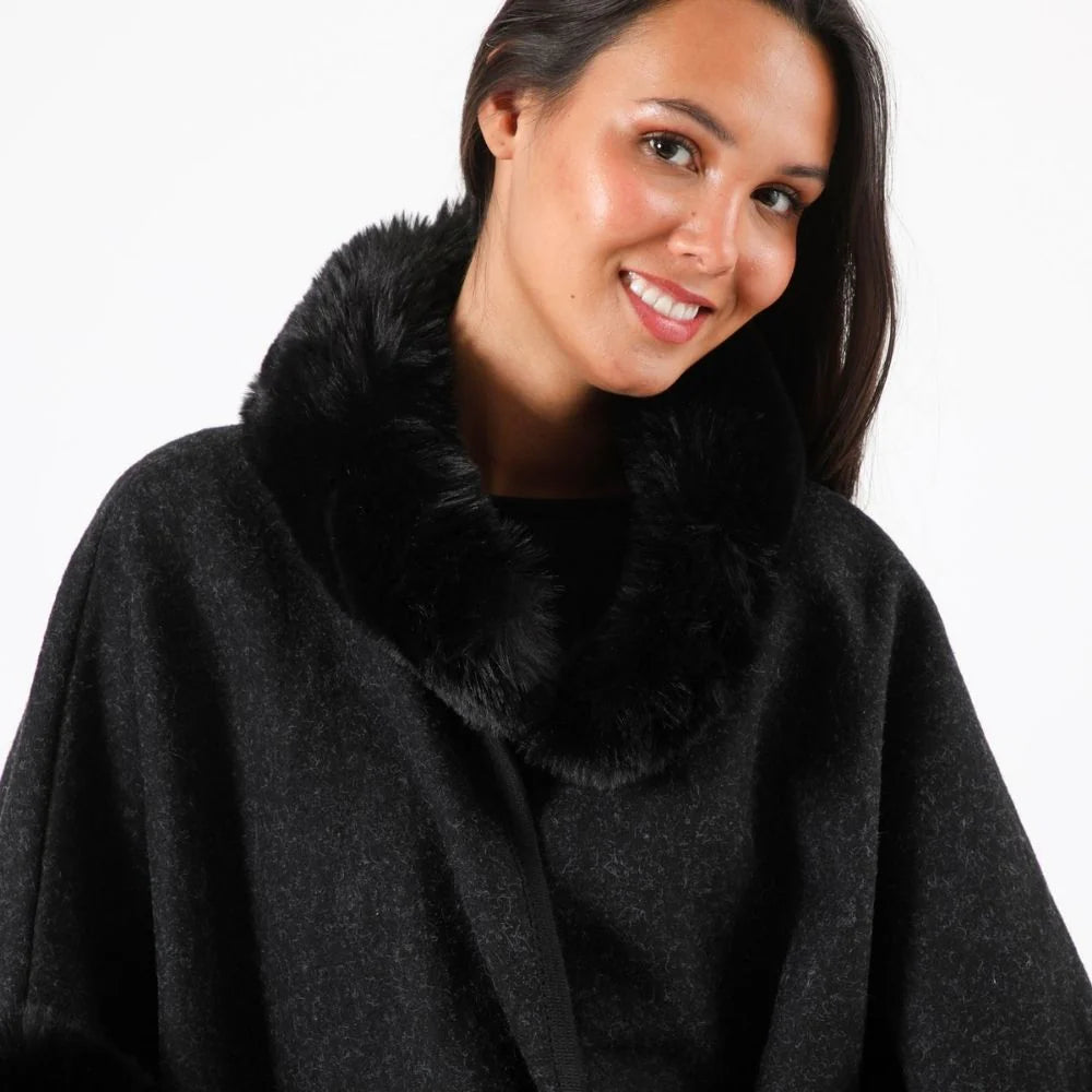 Poncho Mujer Mirna Negro