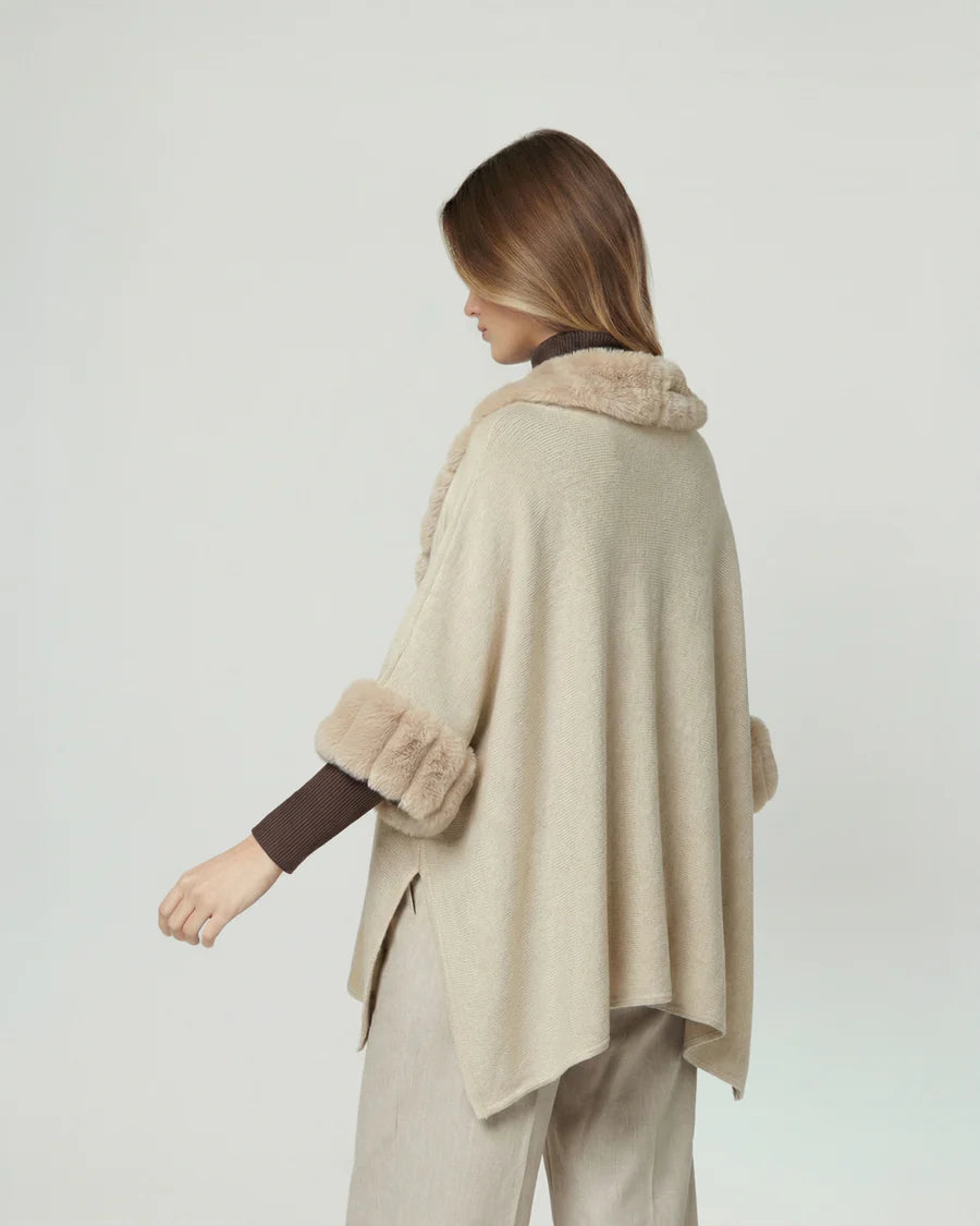 Poncho Mujer Lidia Overside Cuello Tipo Kimono Manga Caída Beige