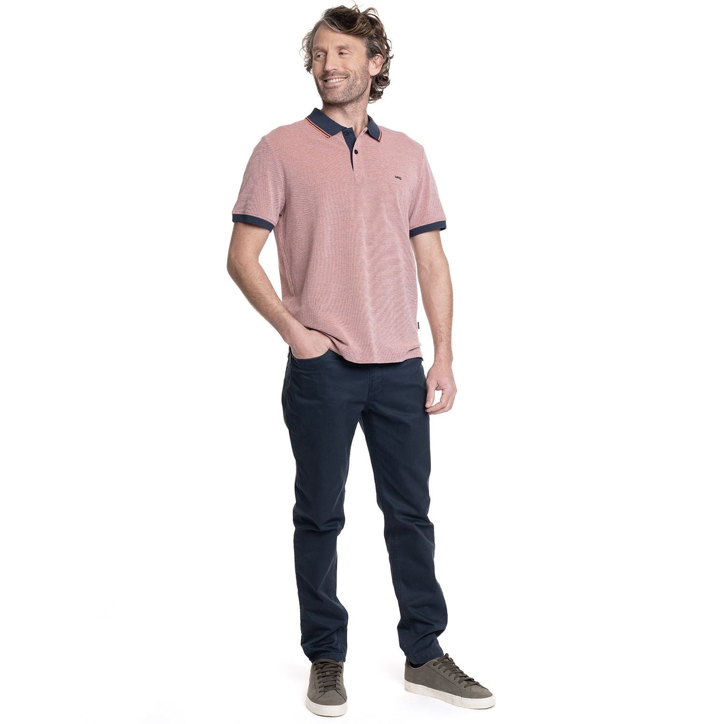 polera-hombre-manga-corta-jacquard-chelsea-naranjo-oscuro