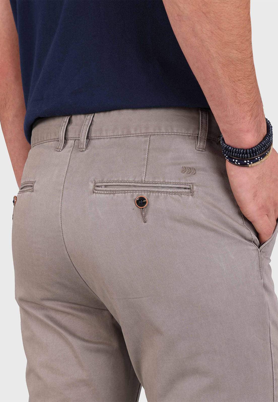 Pantalón Hombre chino Comfort Fit Café