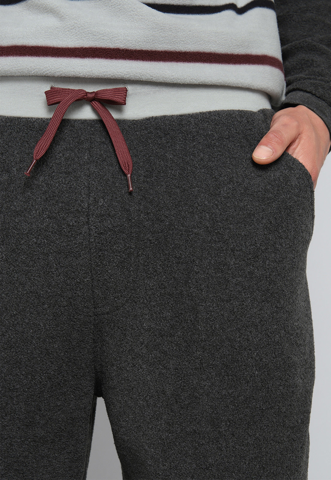 Pijama Hombre De Polar a Rayas Gris