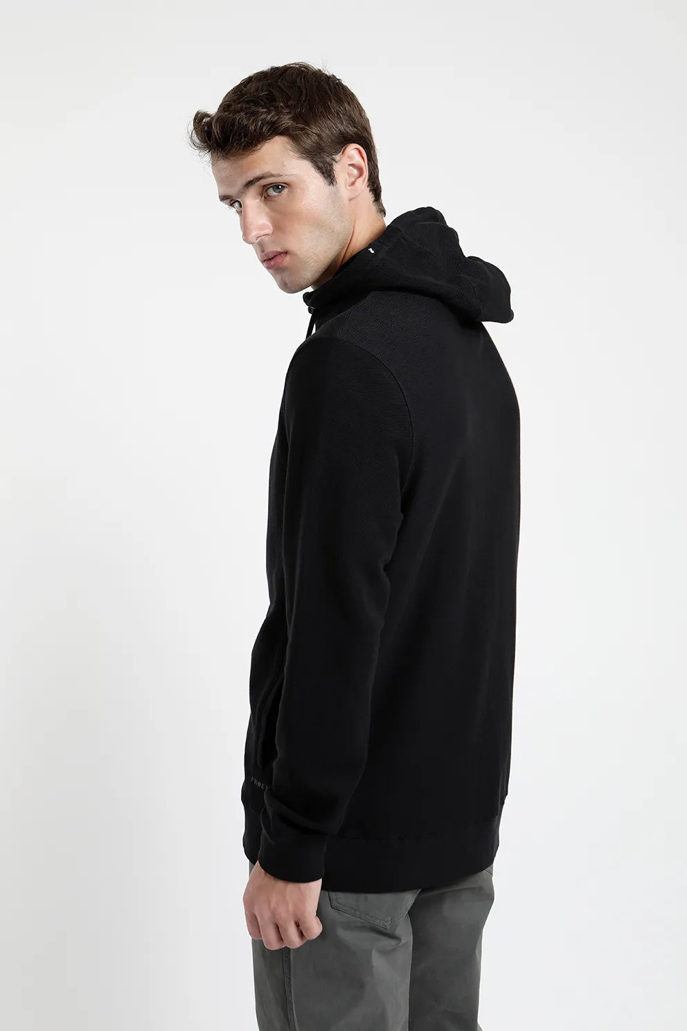 polerón-hombre-monte-negro---algodón-orgánico